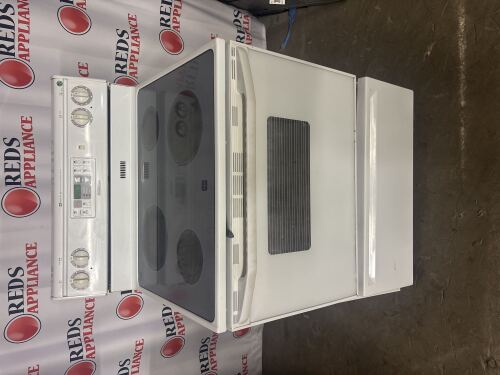 Maytag Electric Glass Stove